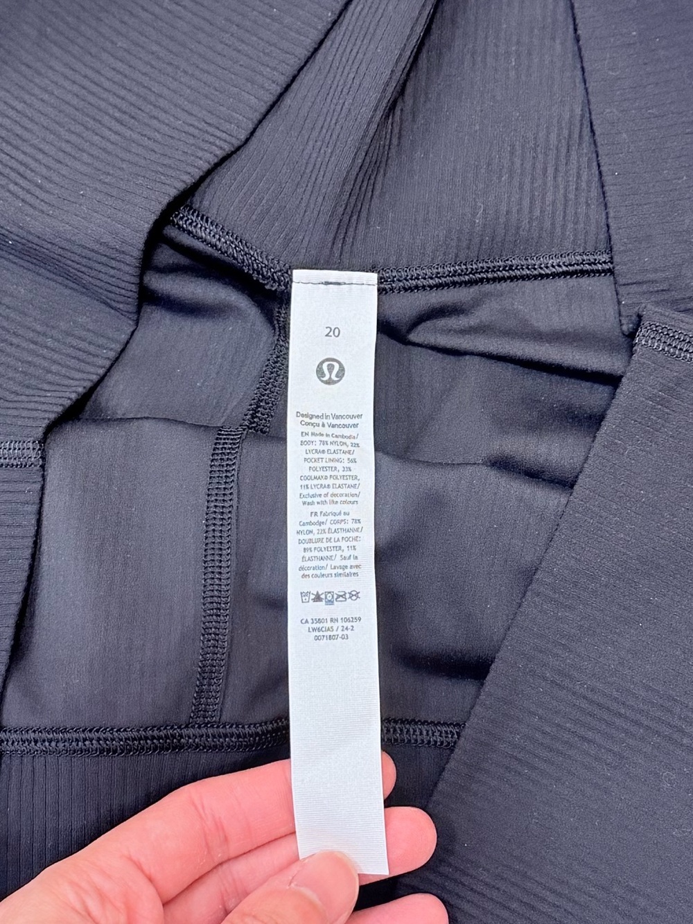 LIKE NEW Lululemon Women’s Align Ribbed High-Rise Crop Tights 23" - Picture 4 of 7
